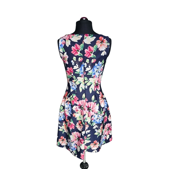 Vince Camuto Navy Floral Fit & Flare Mini Dress Size 0 Pockets Feminine Chic - Picture 10 of 11